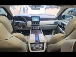 2019 Navigator L Thumbnail 5