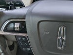 2019 Navigator L Thumbnail 23