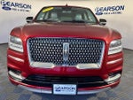 2019 Navigator L Thumbnail 2