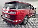 2019 Navigator L Thumbnail 4