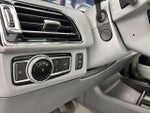 2019 Navigator L Thumbnail 12
