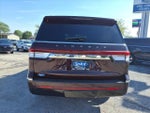2024 Navigator L Thumbnail 6