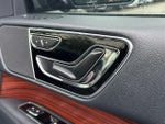 2024 Navigator L Thumbnail 37