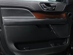 2024 Navigator L Thumbnail 10