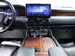 2024 Navigator L Thumbnail 18