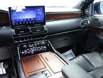 2024 Navigator L Thumbnail 19