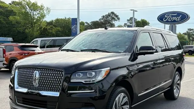 Preowned 2024 Lincoln Navigator L Premiere for Sale