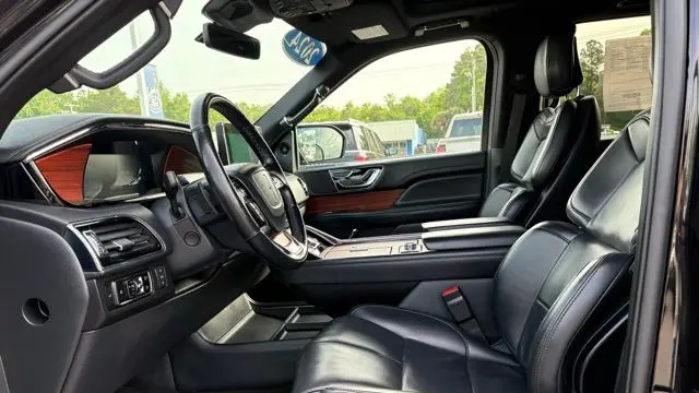 2024 Lincoln Navigator L Premiere