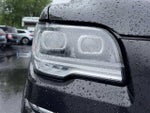 2024 Navigator L Thumbnail 3