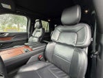 2024 Navigator L Thumbnail 12