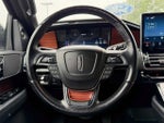 2024 Navigator L Thumbnail 14