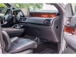 2024 Navigator L Thumbnail 10
