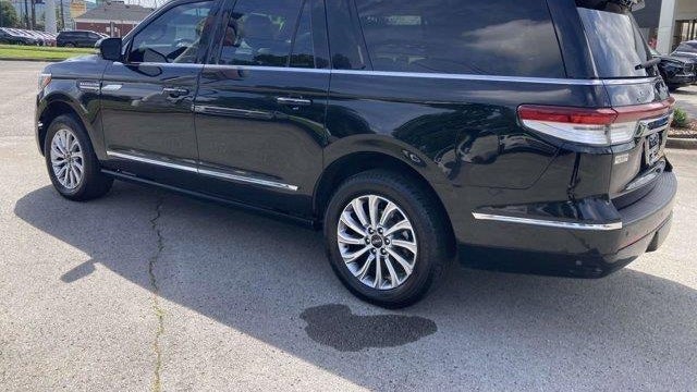2022 Lincoln Navigator L Standard