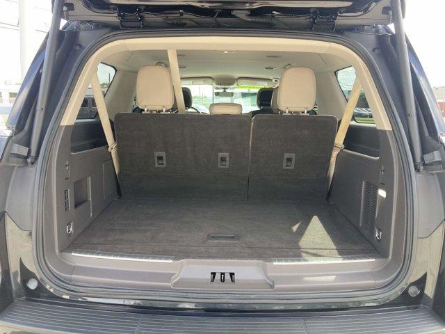 2022 Lincoln Navigator - $34,990