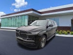 2026 Navigator L Thumbnail 8