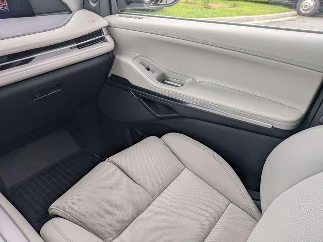 2026 Lincoln Navigator - $90,999