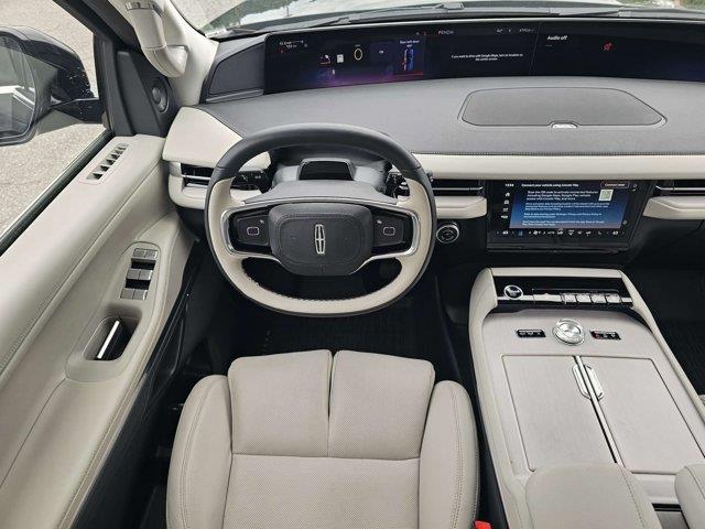 2026 Lincoln Navigator - $90,999