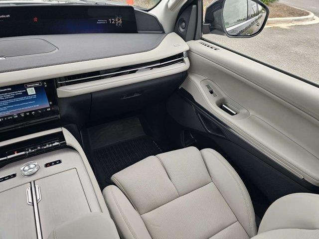 2026 Lincoln Navigator - $90,998