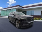 2026 Navigator L Thumbnail 1
