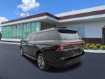 2026 Navigator L Thumbnail 6