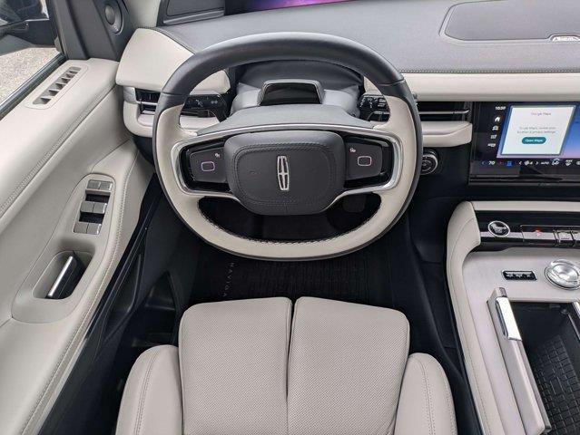 2026 Lincoln Navigator - $91,999