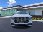 2026 Navigator L Thumbnail 9