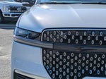 2026 Navigator L Thumbnail 10