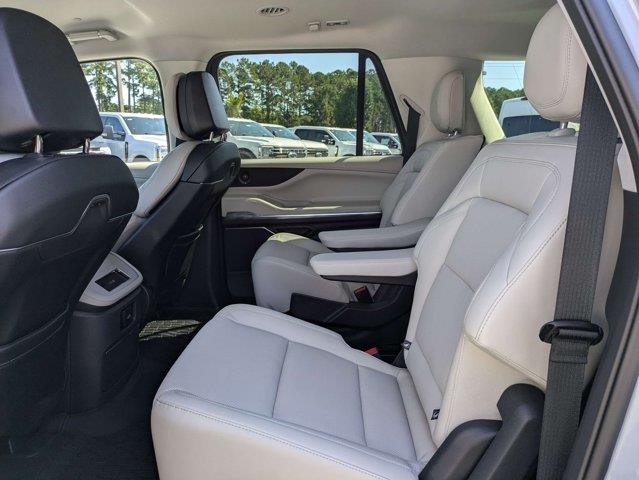 2026 Lincoln Navigator - $91,999