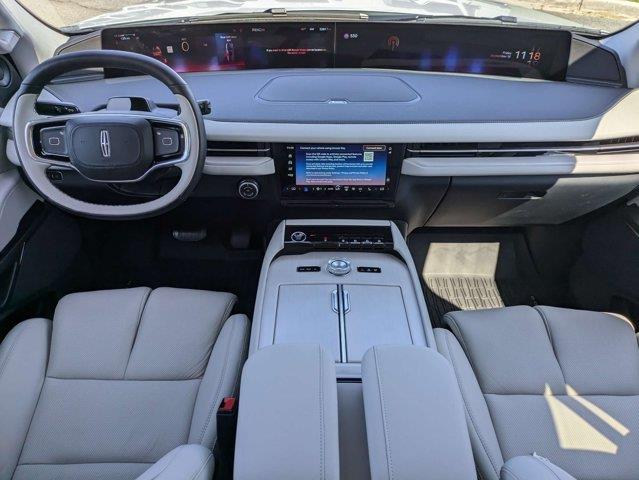 2026 Lincoln Navigator - $91,999