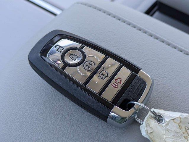 2026 Lincoln Navigator - $91,999