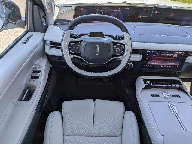 2026 Lincoln Navigator - $91,998