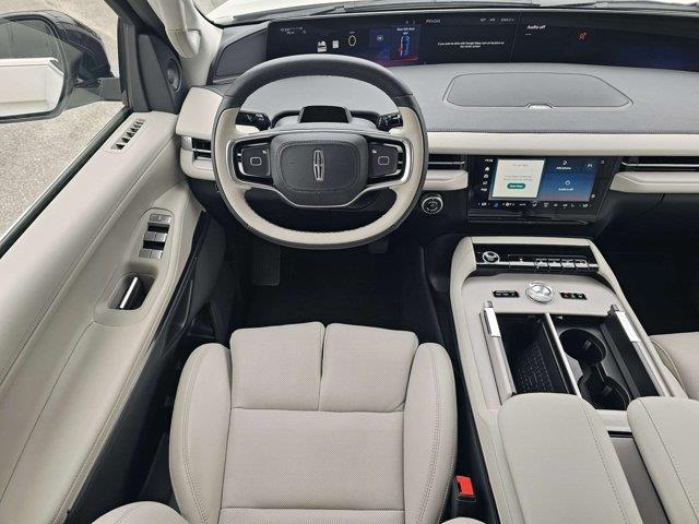 2026 Lincoln Navigator - $91,998