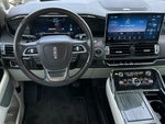 2023 Navigator L Thumbnail 13