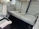 2023 Navigator L Thumbnail 14