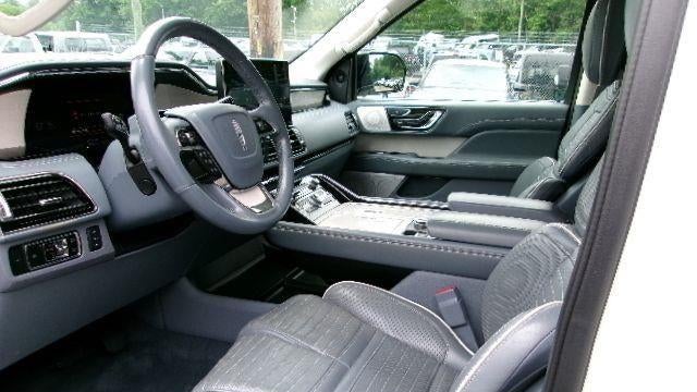 2023 Lincoln Navigator L Black Label