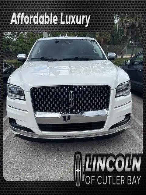 2023 Lincoln Navigator