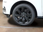 2024 Navigator L Thumbnail 9