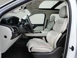 2024 Navigator L Thumbnail 10