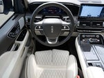 2024 Navigator L Thumbnail 13