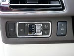 2024 Navigator L Thumbnail 18