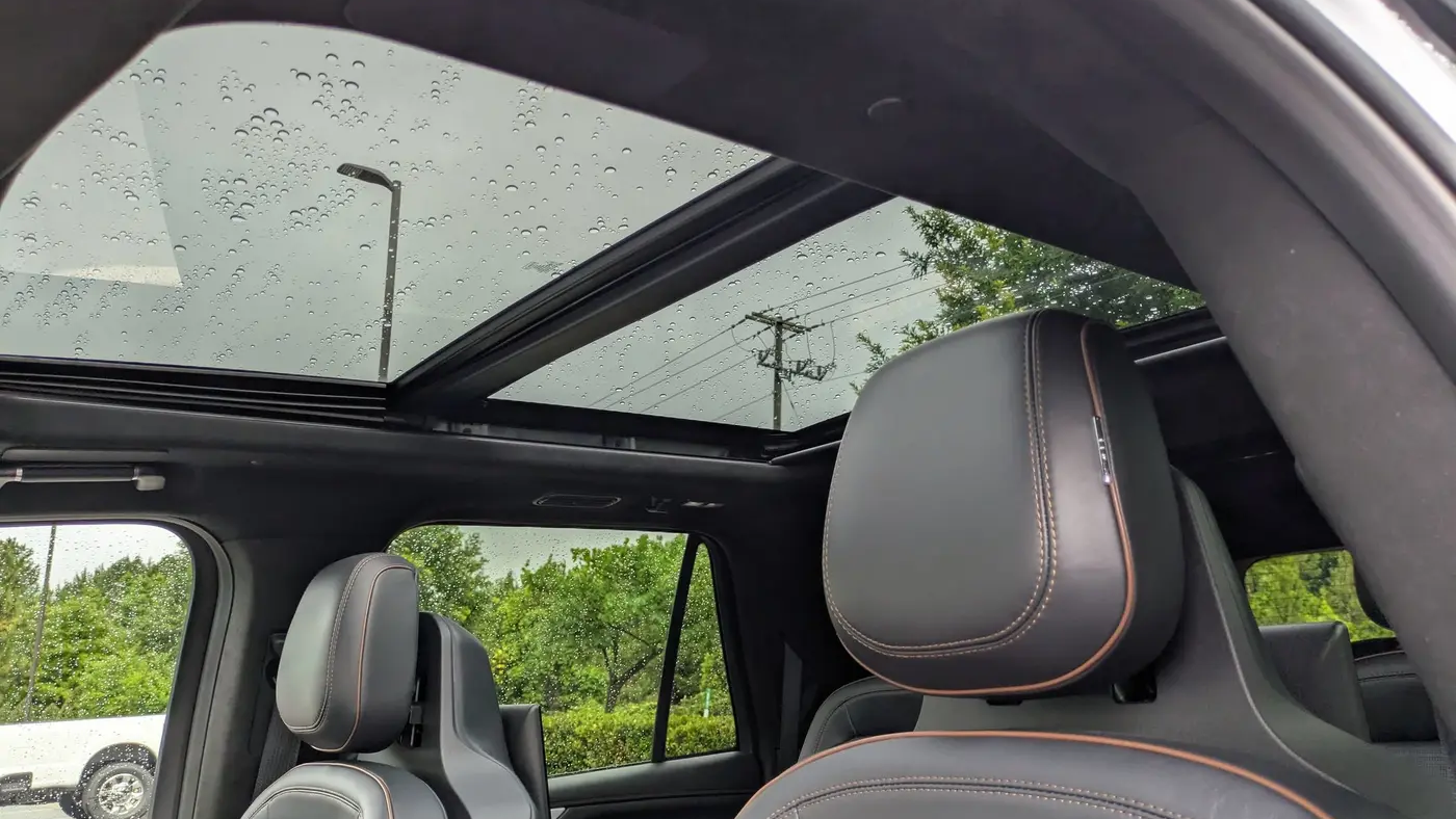 2025 Lincoln Navigator L Black Label