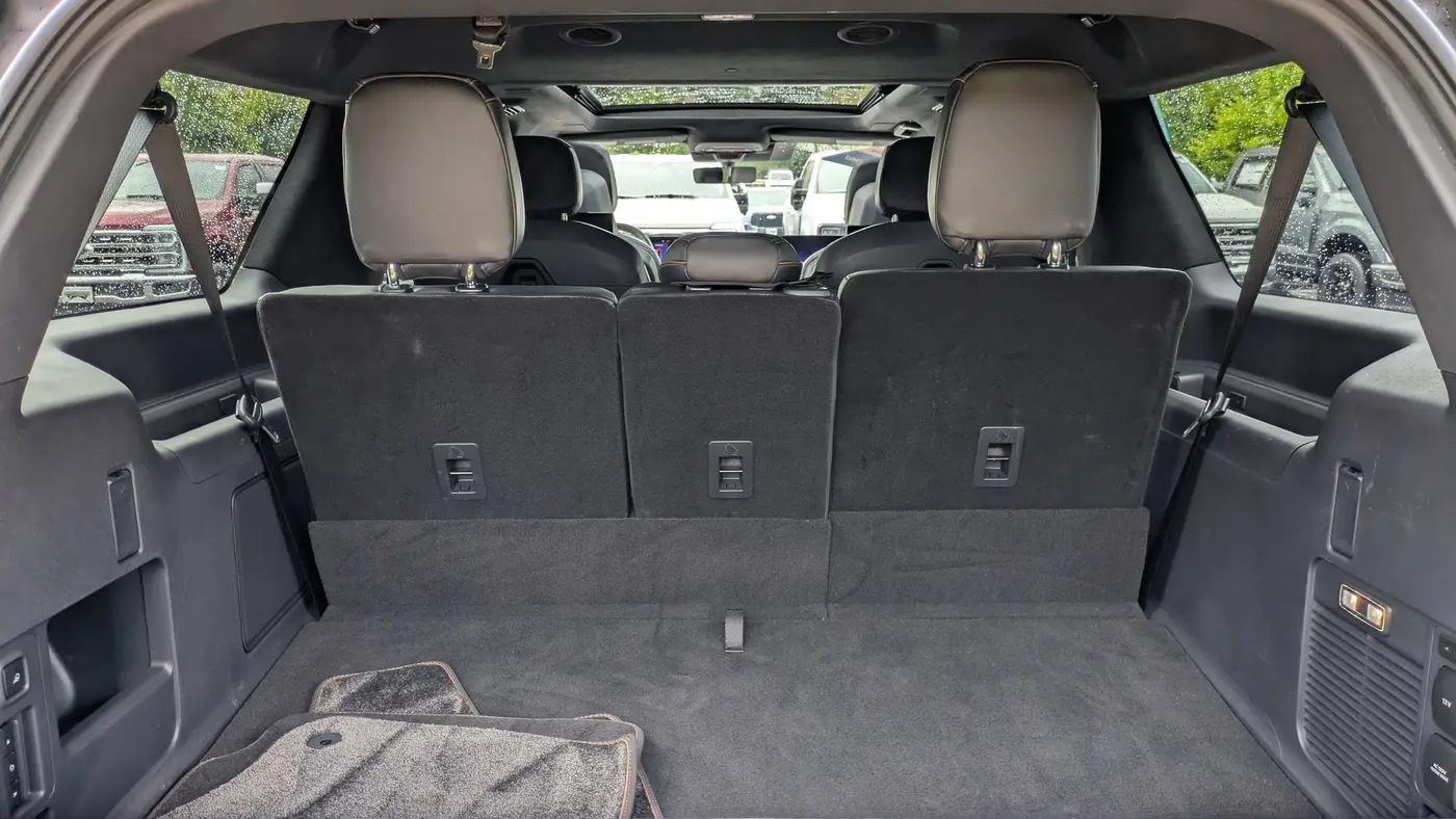 2025 Lincoln Navigator L Black Label
