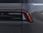 2025 Navigator L Thumbnail 1