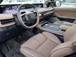 2025 Navigator L Thumbnail 17