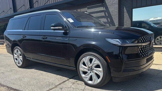 2025 Lincoln Navigator L Black Label