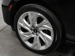 2025 Navigator L Thumbnail 9