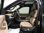 2025 Navigator L Thumbnail 11