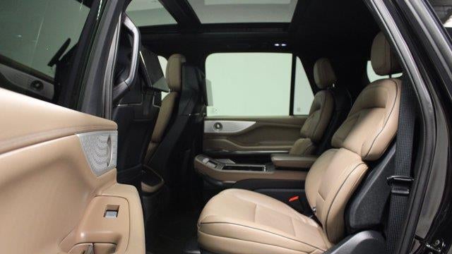 2025 Lincoln Navigator L Black Label
