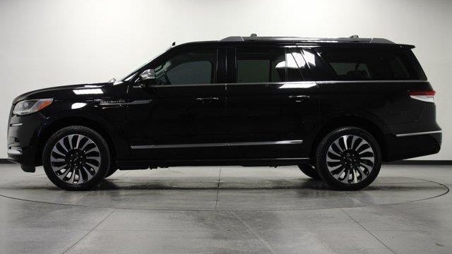 2023 Lincoln Navigator L Black Label