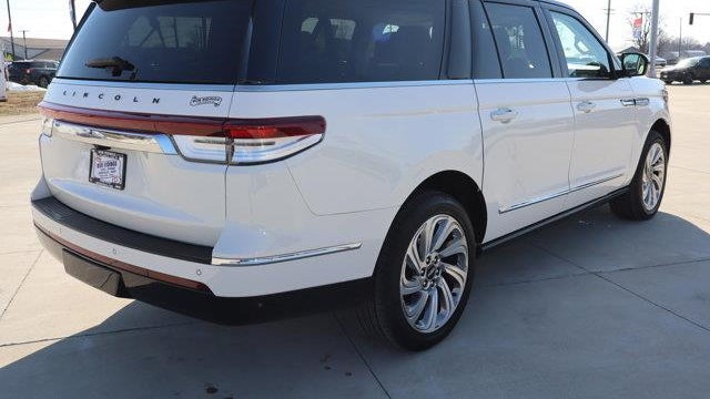 2024 Lincoln Navigator L Black Label